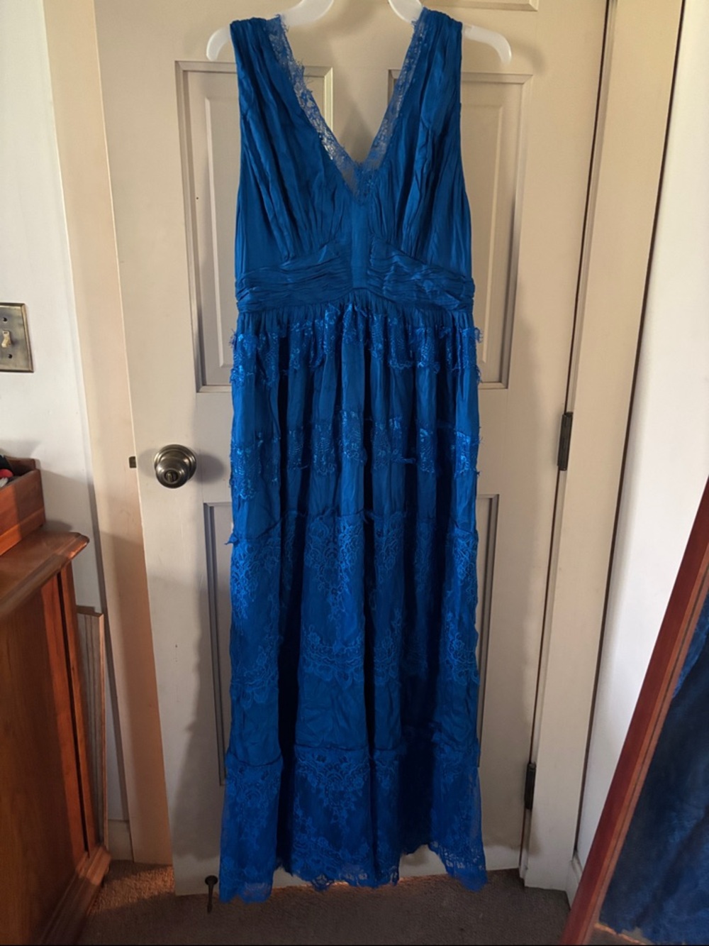 Let Me Be Blue Lace Maxi Dress with V-Neck/sleeveless.